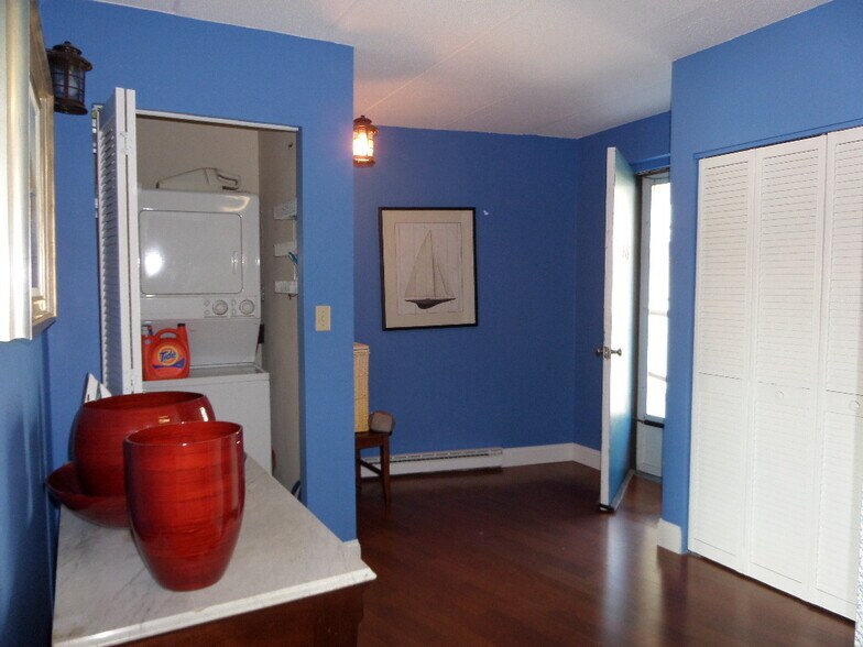 laundry in unit - 1315 Capella S