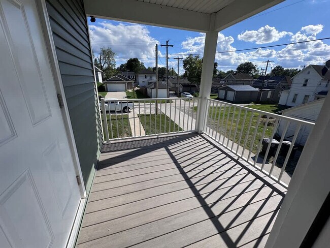 Building Photo - 1249 Kinsmoor Ave