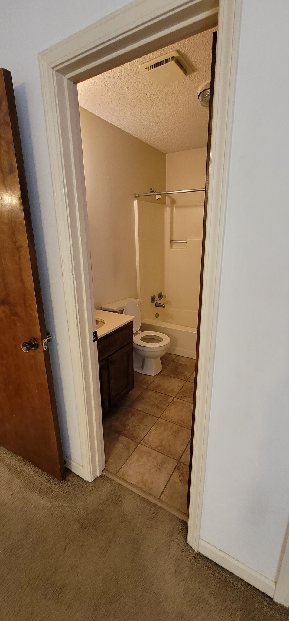 Master Bathroom - 1748 Port Dr