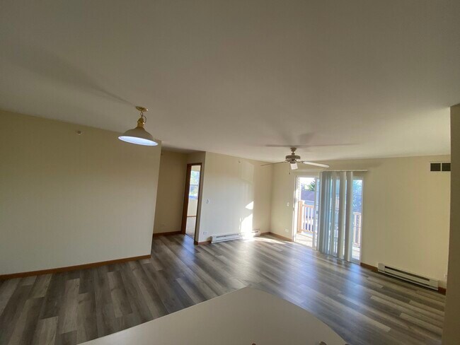 Building Photo - 1574 Crystal Rock Ct