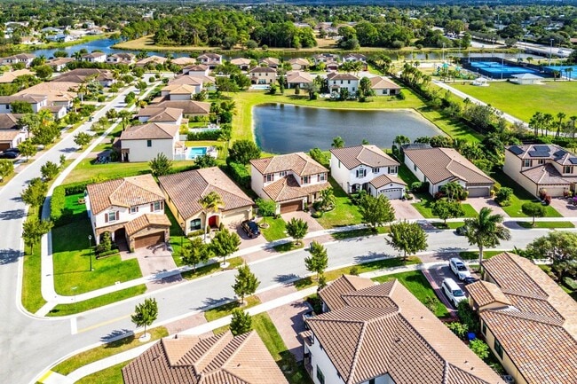 Building Photo - 3234 Klays Ct