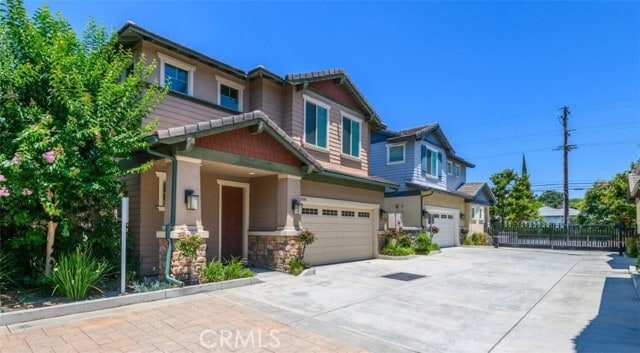 Building Photo - 1347 S Magnolia Ave