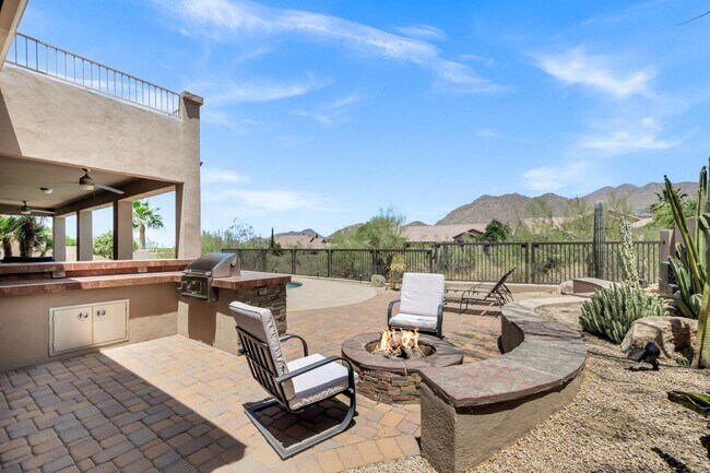 Building Photo - 13744 E Lupine Ave