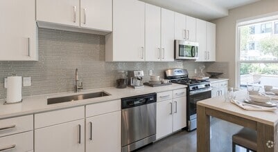 Building Photo - Now Leasing: Lower Rates & 1 Month Free Rent!