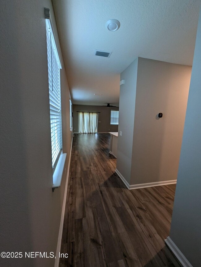 Building Photo - 131 Great Star Ct
