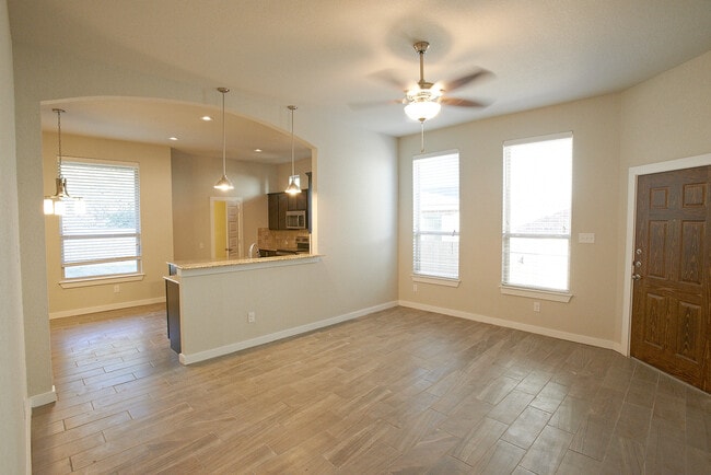 Building Photo - Luxury 3 Bedroom Townhome Located Near South Texas Medical Center, San Antonio, Texas!