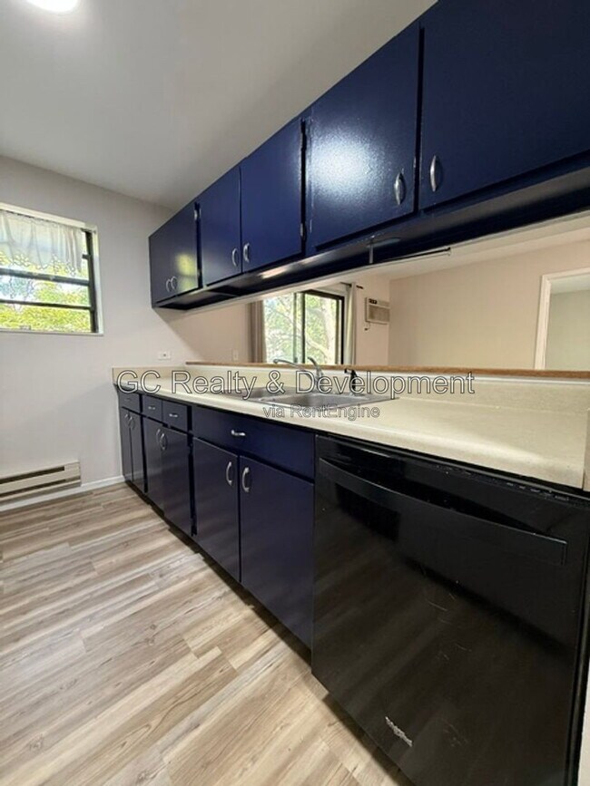 Building Photo - 1319 N Winslowe Dr