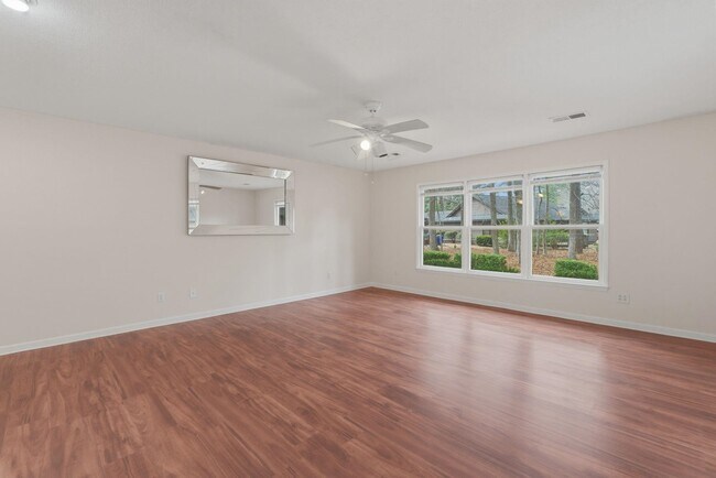 Building Photo - 100 Timberline Dr