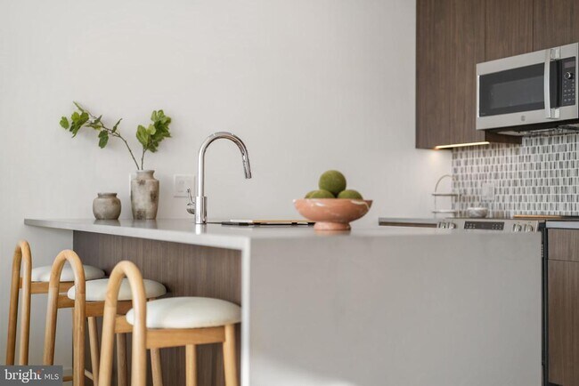 Building Photo - 210 S 12th St