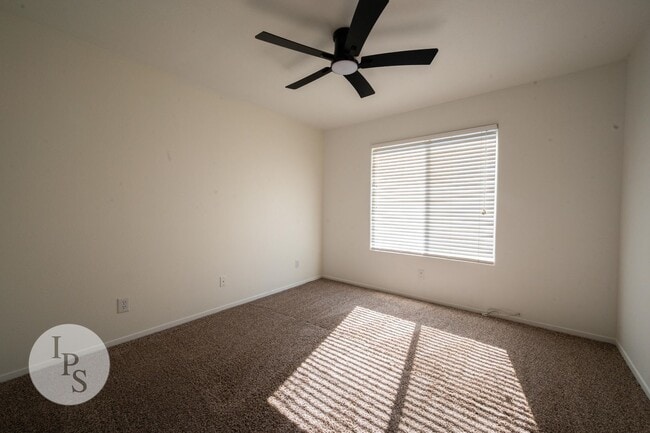 Building Photo - Gated Fresno NW Home, 3BR/2BA, in CUSD - L...