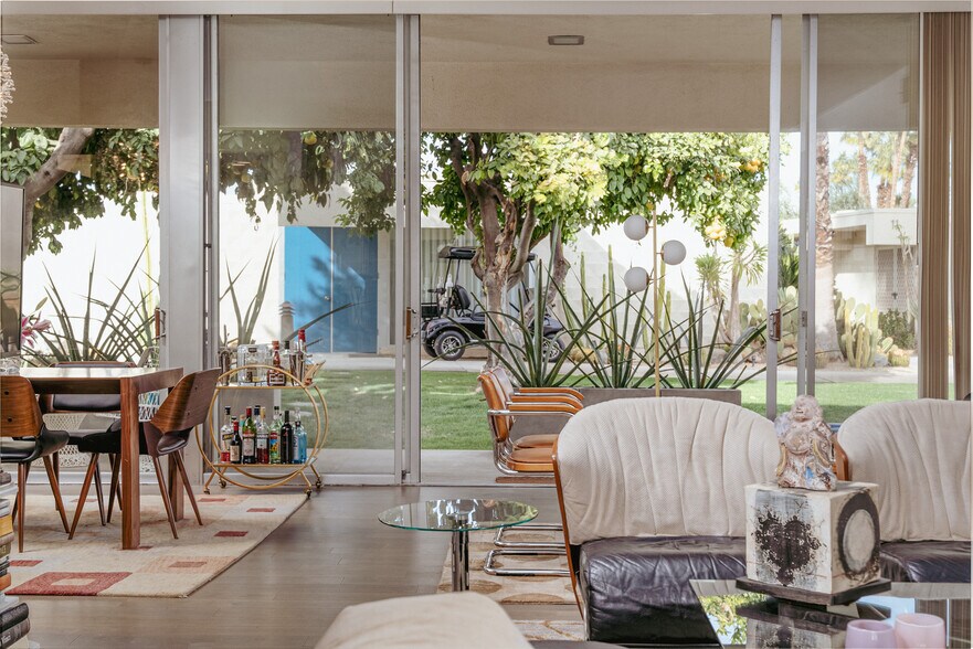 Building Photo - 17 Desert Lakes Dr