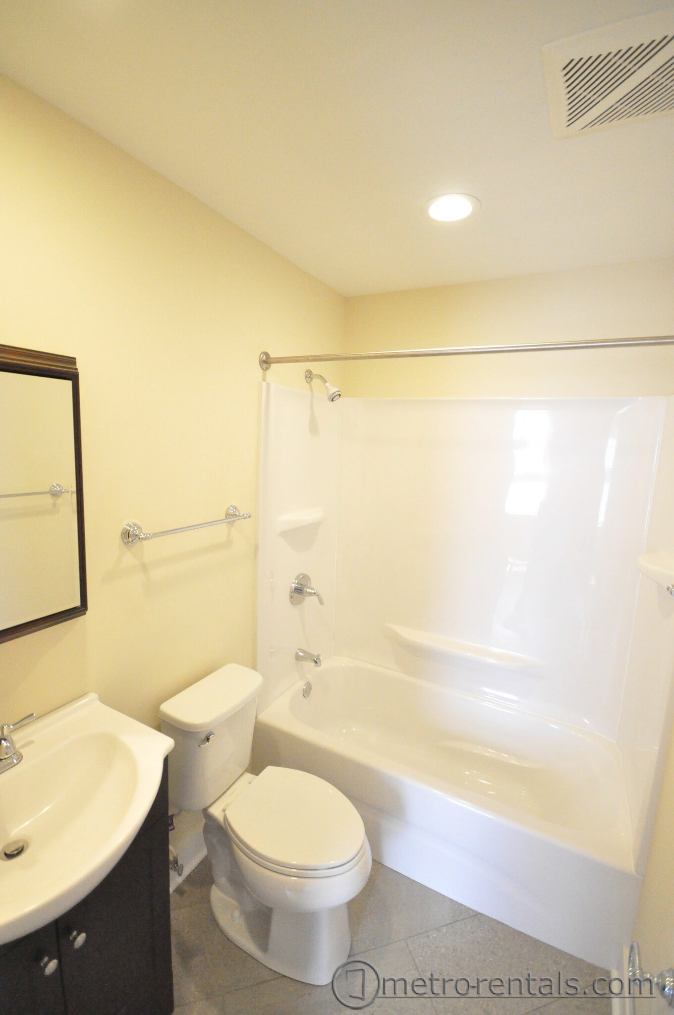 bathroom - 68 E Whittier St