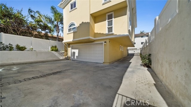Building Photo - 521 Avenue C