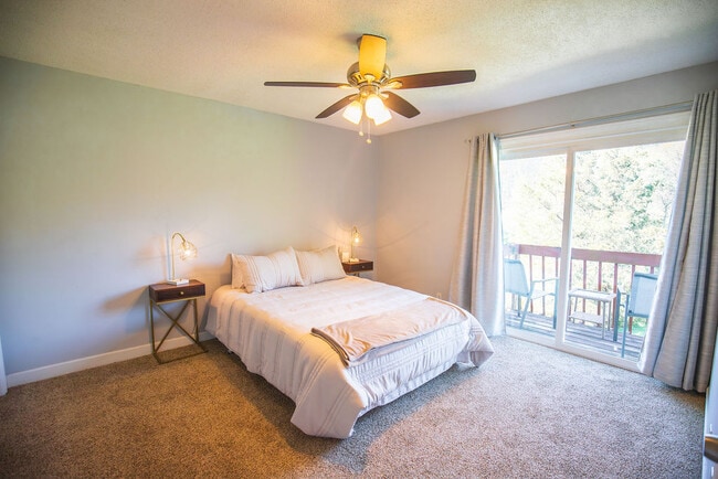 Building Photo - 210 Old Hickory Blvd