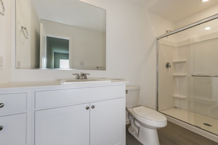 Building Photo - 1426 Merlin Blf St