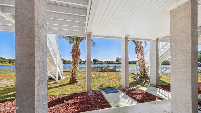 Building Photo - 301 Lullwater Dr