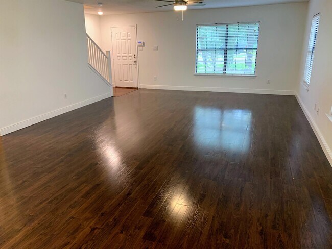 Building Photo - 2417 Riker Ridge Trail