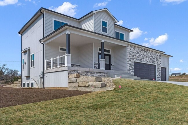 Building Photo - Italian Estates Property Management