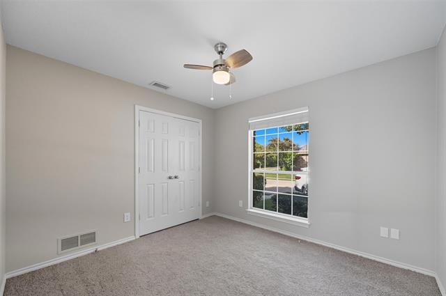 Building Photo - 2704 Picasso Pl