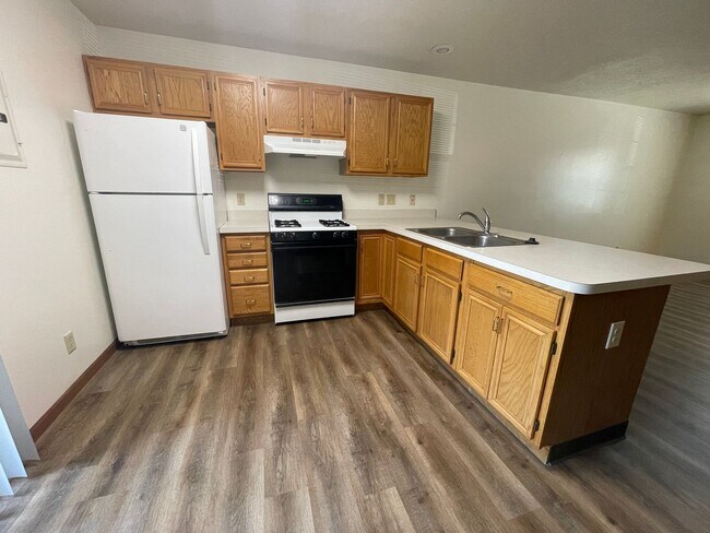 Building Photo - 129 Watertower Ct