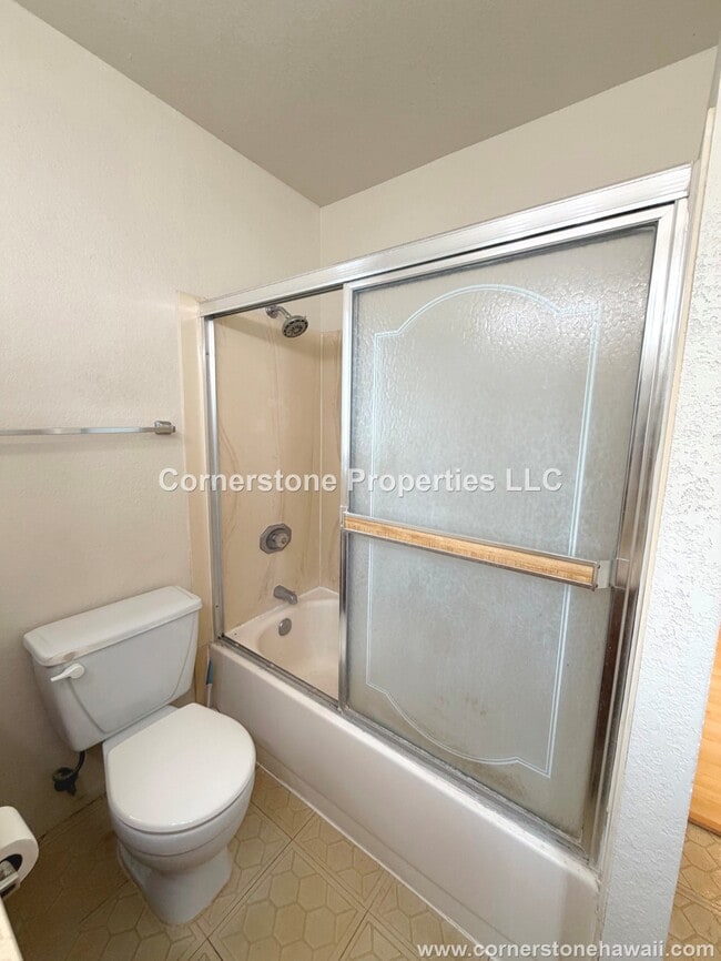 Building Photo - 98-1425-1425 Kamahao St