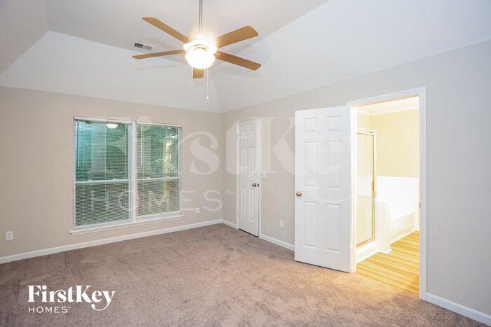Building Photo - 10307 Atchinson Dr