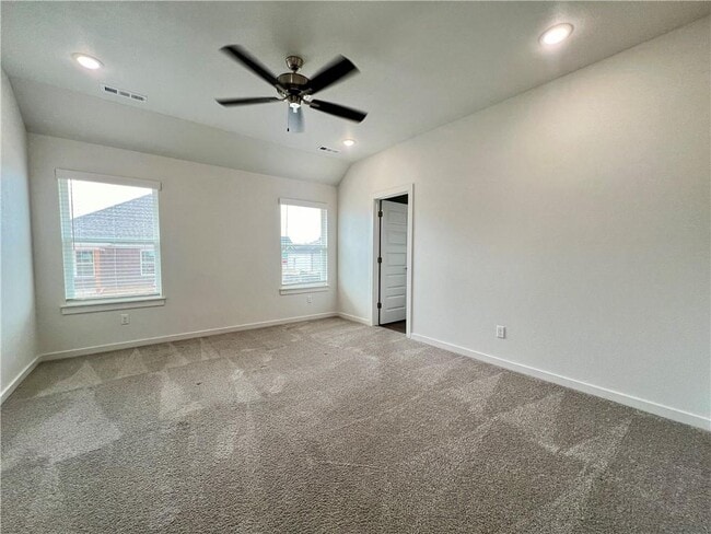 Building Photo - 682 Kayla Maria St