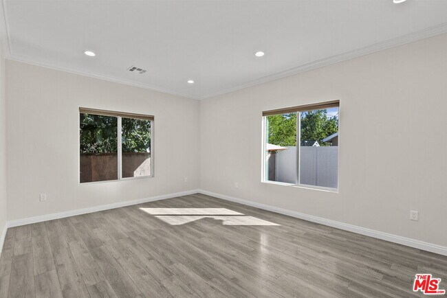 Building Photo - 6715 Cedros Ave