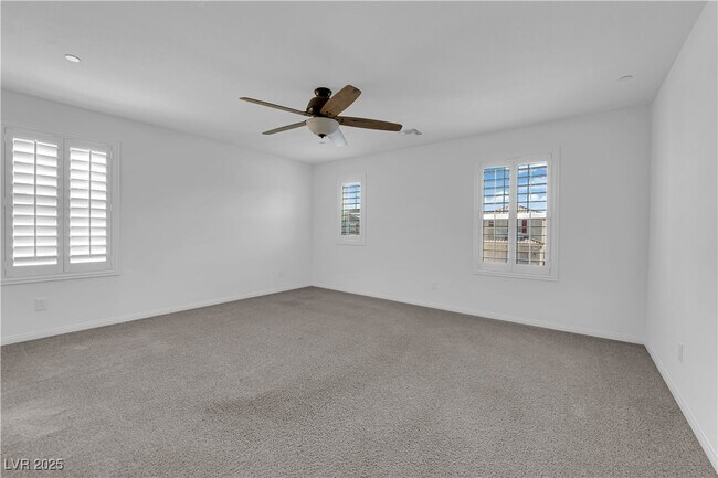 Building Photo - 2467 Bellinzona Pl