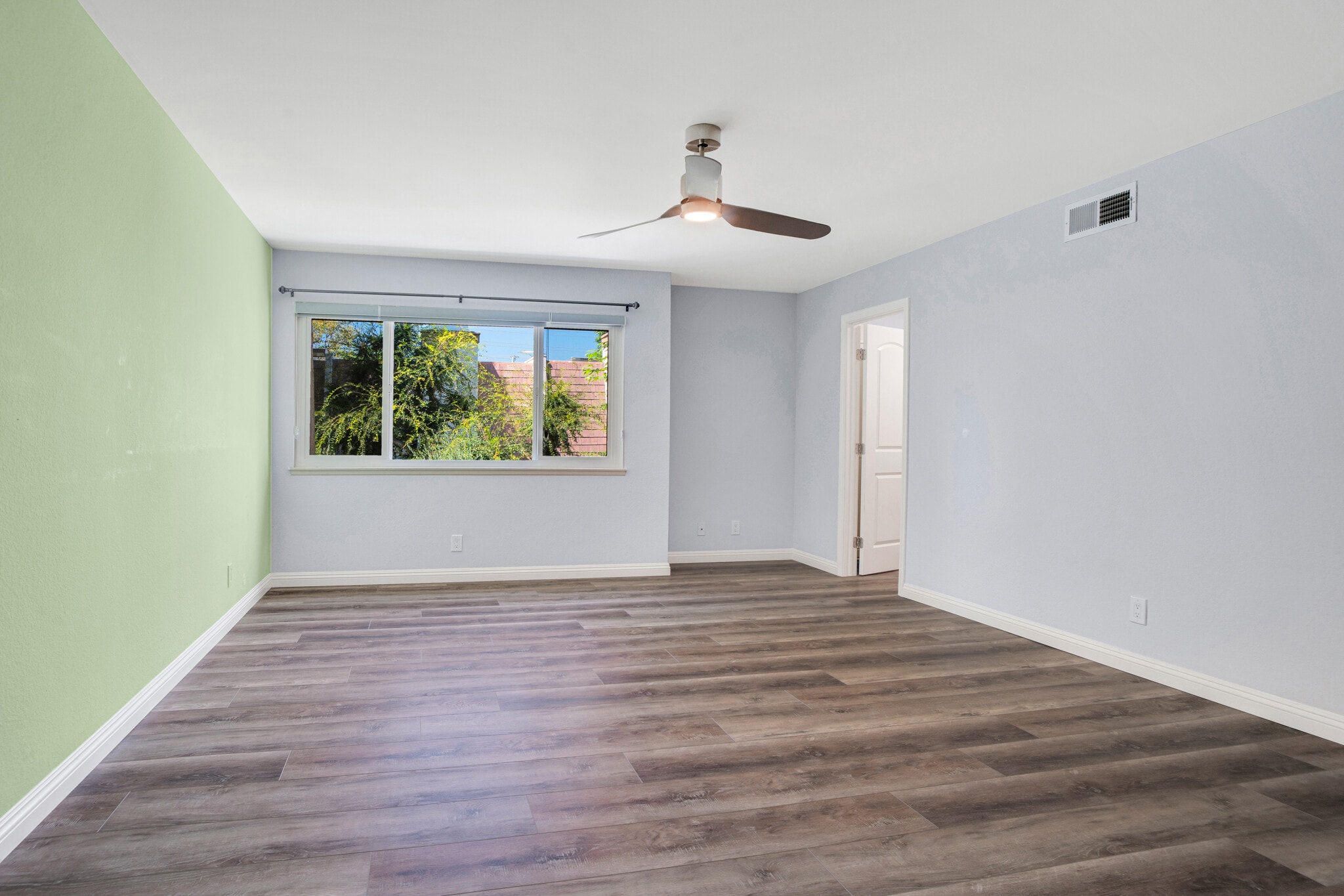 Primary Suite - 9000 Vanalden Ave