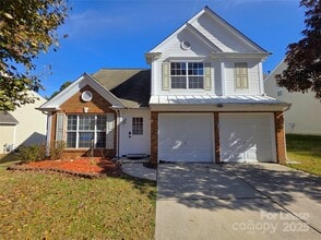 Building Photo - 3000 Old Ironside Dr