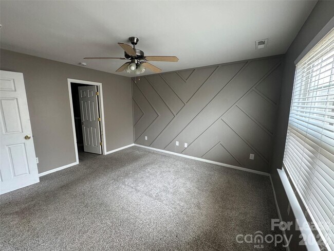 Building Photo - 11251 Joe Morrison Ln