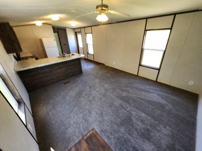 Building Photo - 16147 North County Rd