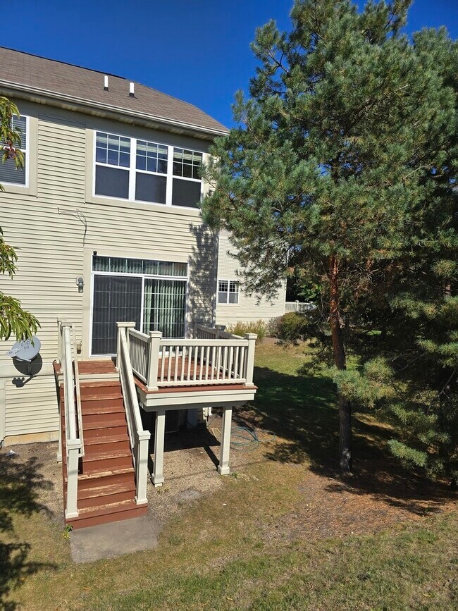 Building Photo - 3401 Kentshire Cir