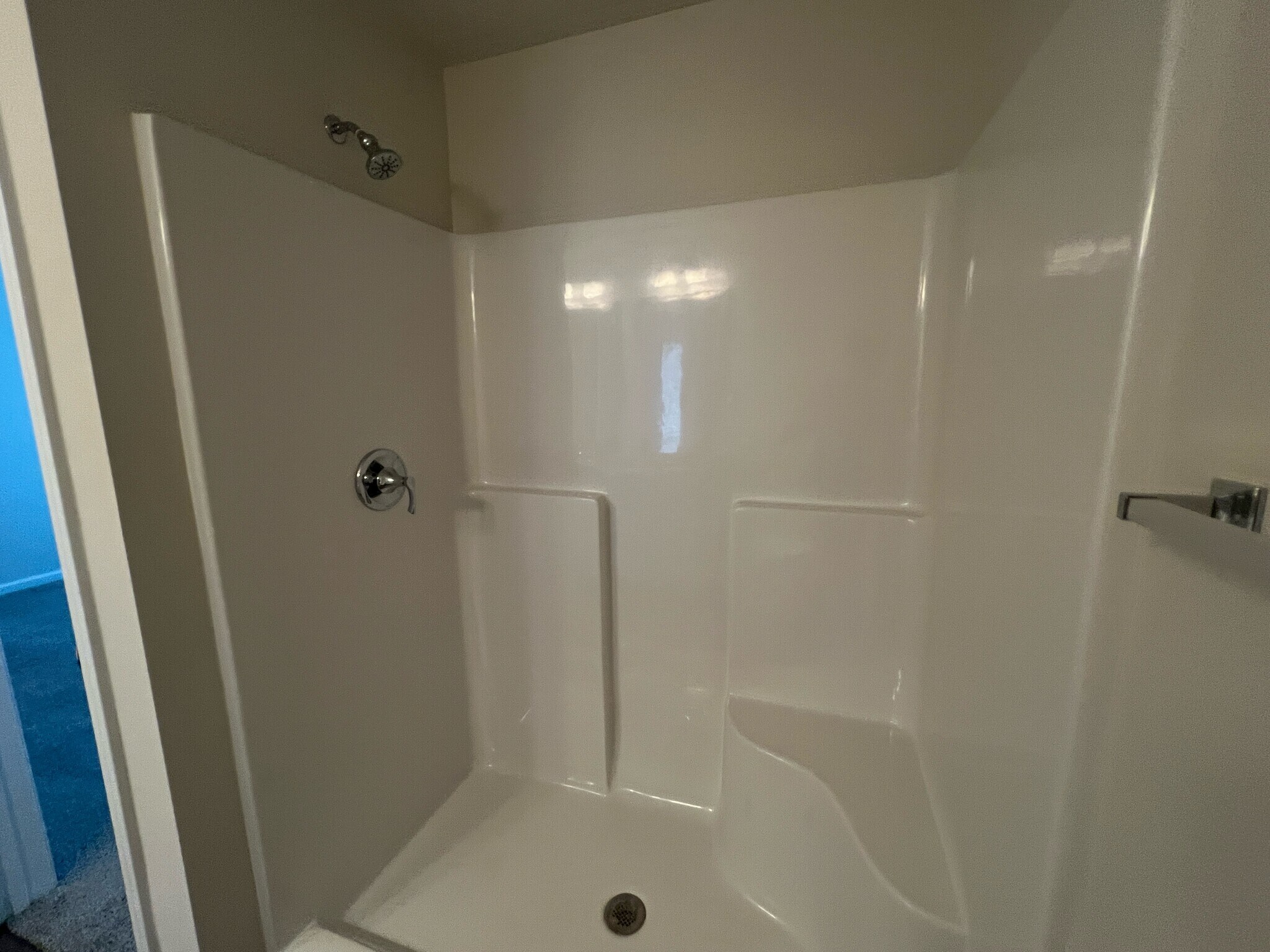Building Photo - 903 Drake Grove Ln