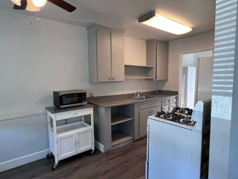 Building Photo - 187 Old Bernal Ave