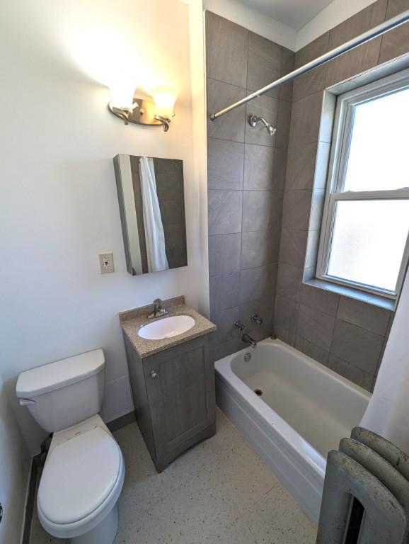 Building Photo - 0 bedroom in CHICAGO IL 60626