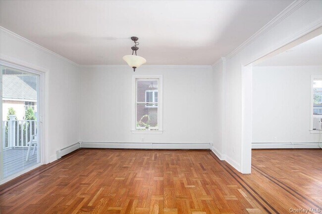 Building Photo - 310 Columbus Pkwy