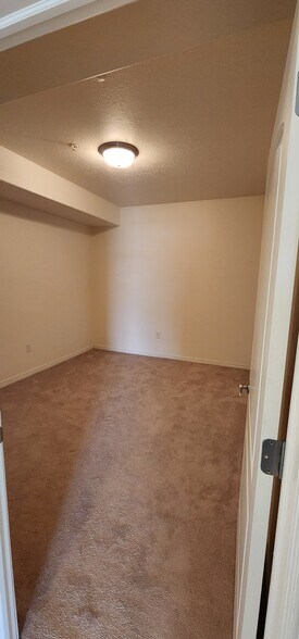 Building Photo - 3478 S Cozy River Pl