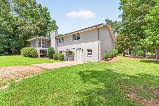 Building Photo - 3606 Suwanee Creek Ct