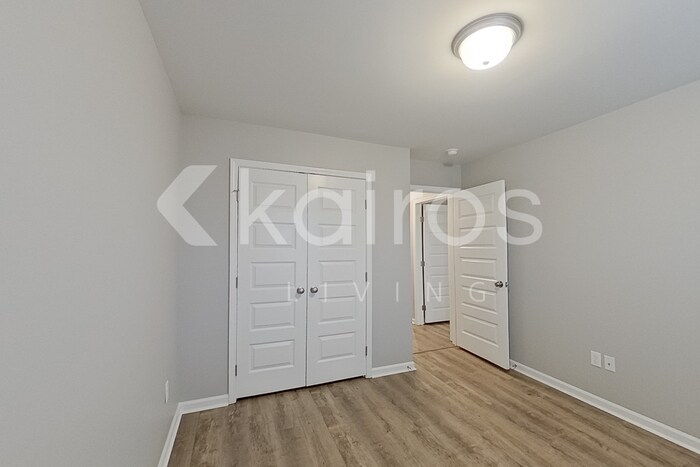 Building Photo - 136 Western Red Cedar Dr