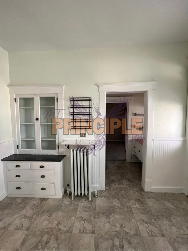 Building Photo - 805-807 W Galena St