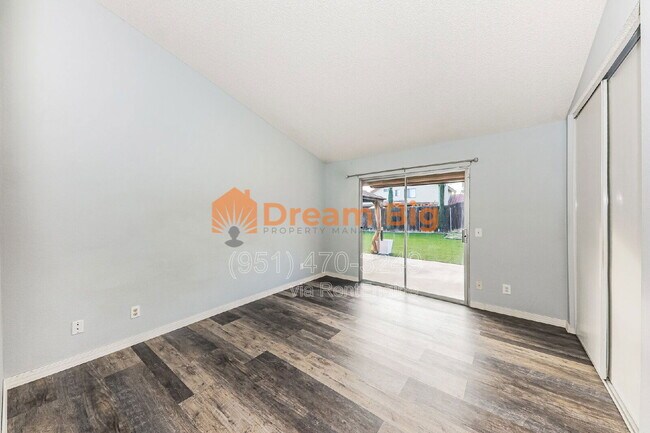 Building Photo - 12365 Marquette Ct