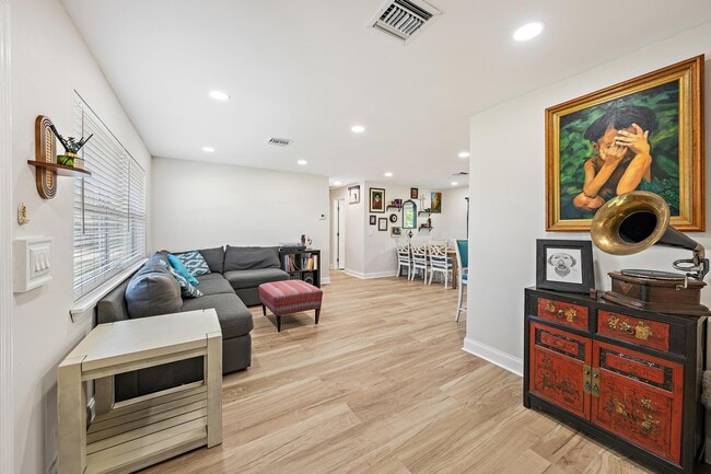 Building Photo - 12015 Colony Ave