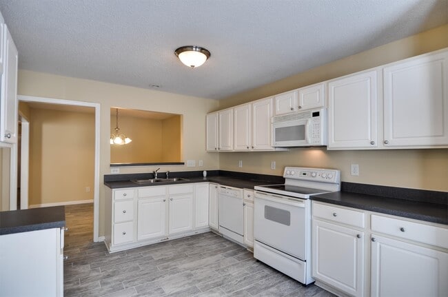 Building Photo - 1148 Academic Dr