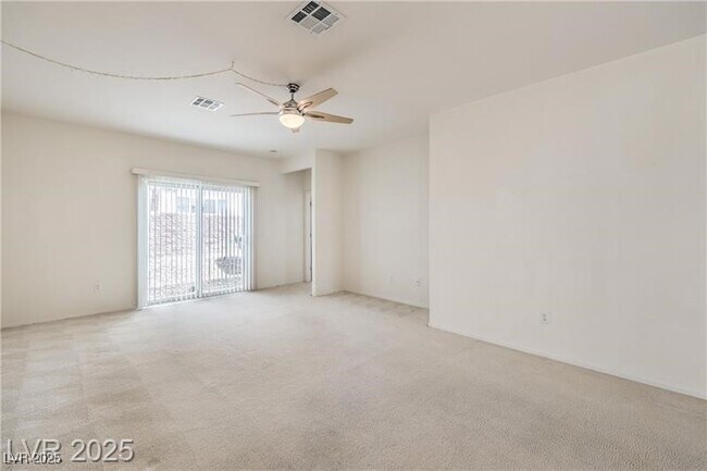 Building Photo - 3520 Kittiwake Rd