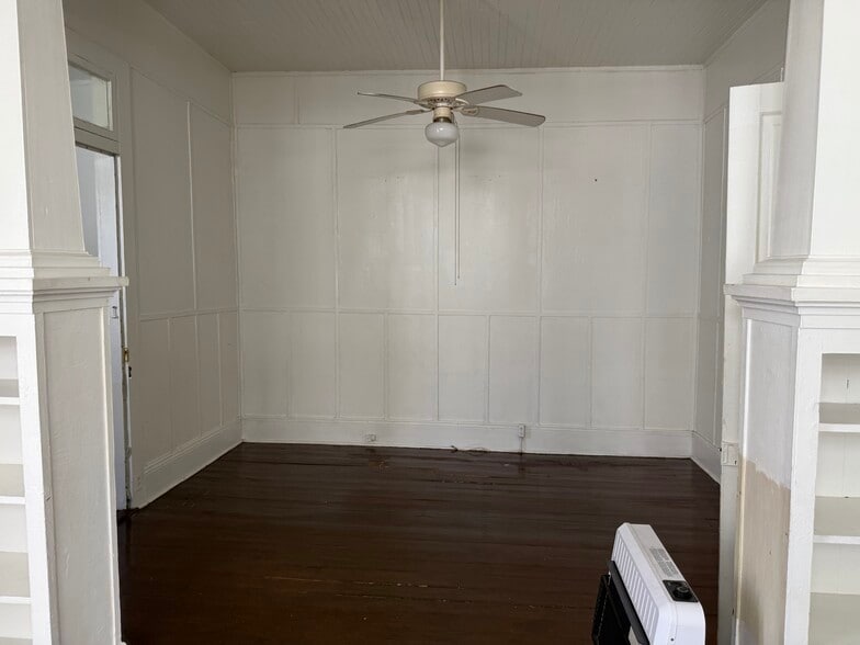 Building Photo - 7500 Freret St