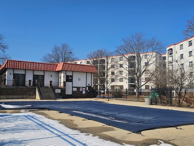 Building Photo - 475 Plum Creek Dr