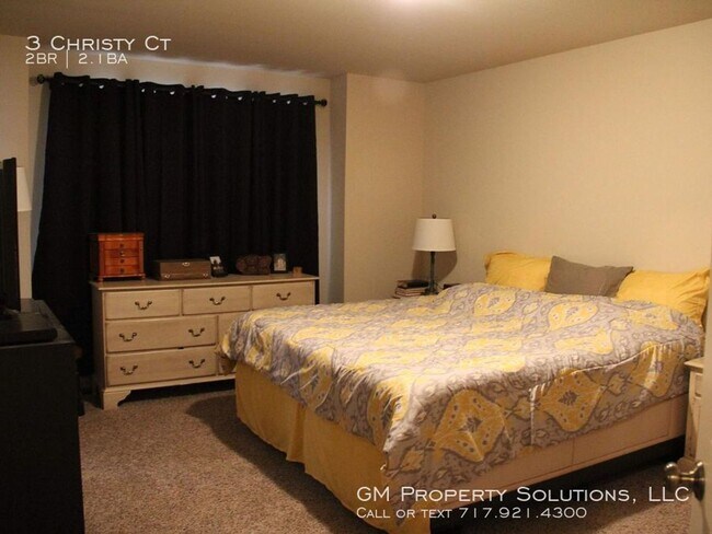 Building Photo - 2 Bedroom Townhome in Elizabethtown!