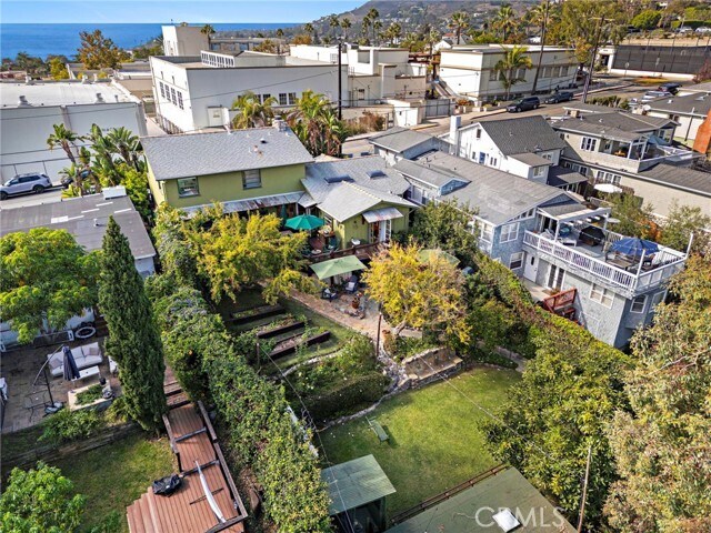 Building Photo - 773 St Ann's Dr